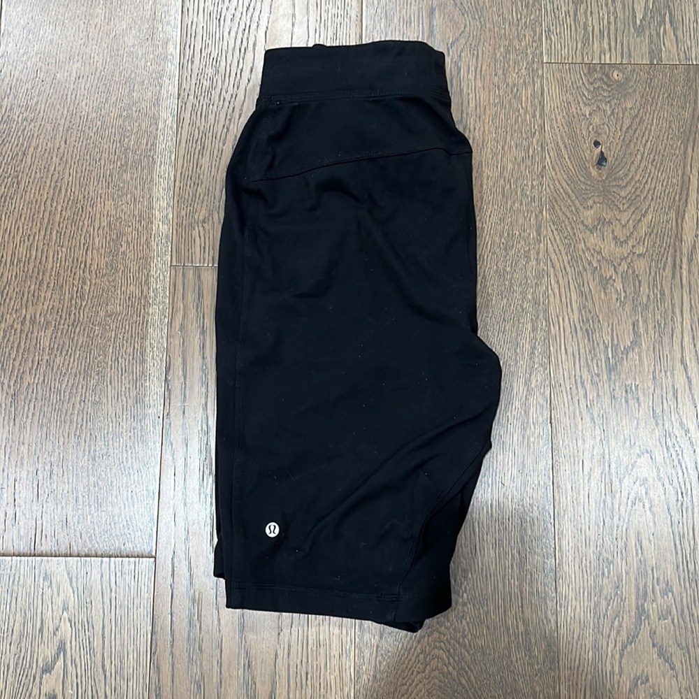 Lululemon shorts - Picture 3 of 5